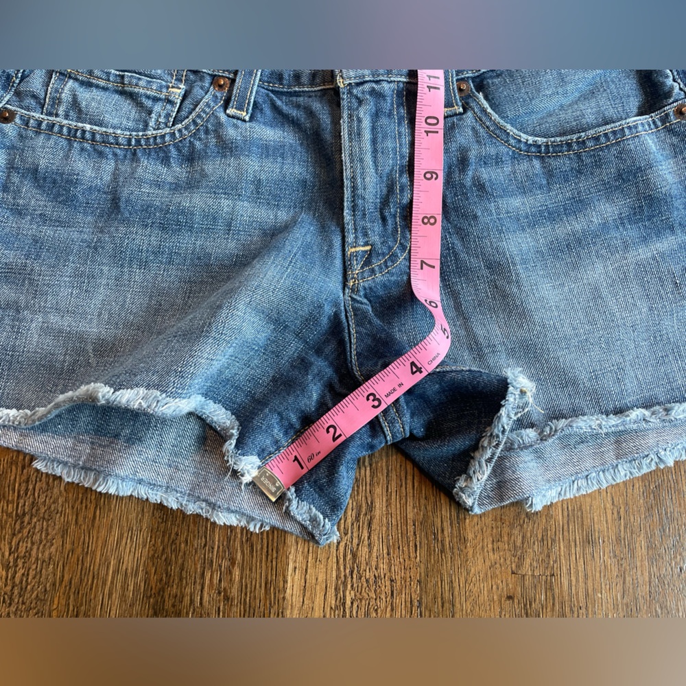 Lucky Brand The Cut Off Shorts Denim Jeans Medium Wash Raw Hem Summer- Size 4/27 - Picture 4 of 6